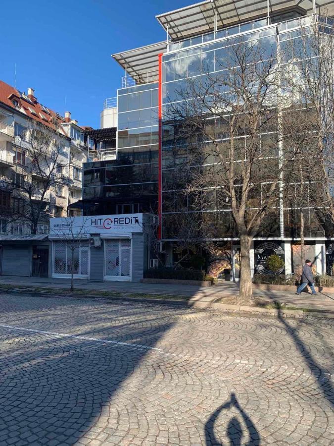 Lilia 3 Self-Check In Apartment With Hot Water Despite Prevention In The Neighborhood, Food And Drink Shop Open Until 10 Pm And Free Parking Area Next Ot 24 Hours Food And Drink Shop And Free Parking Area Sofia Exterior foto